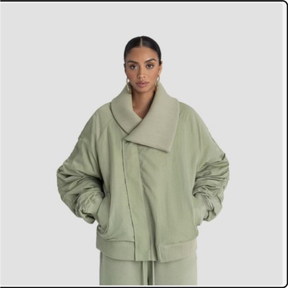 NWT KBB by KAHLANA Women's The Shawl Collar Jacket Olive Green M